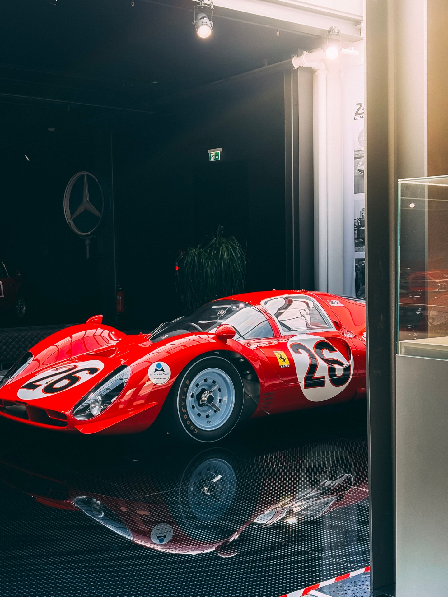 Ferrari 330 P4 #26 Le Mans