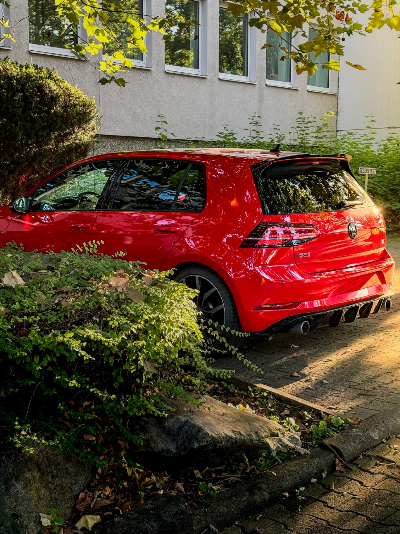 VW Golf GTI in Tornadorot
